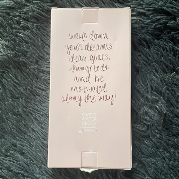 NEW! 3x Pens! - Picture 2 of 2